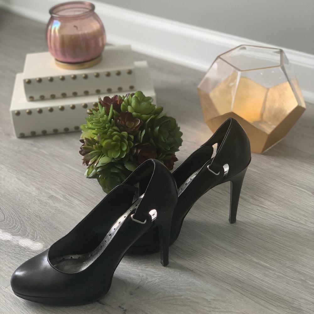 Bcbgeneration Hannah Platform Pumps - image 2